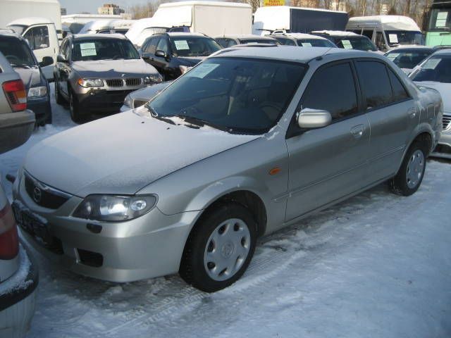 2003 Mazda 323