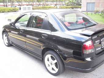 2003 Mazda 323 Images