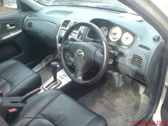 2003 Mazda 323 Pictures
