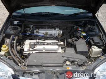2003 Mazda 323 Images