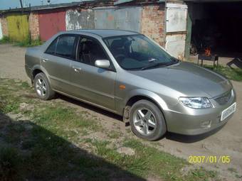 2003 Mazda 323 Photos