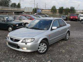 2003 Mazda 323 Photos
