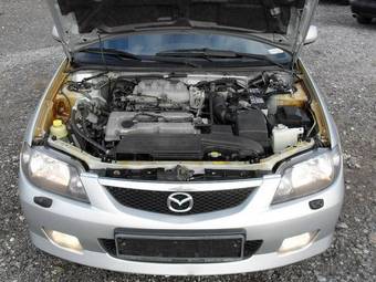 2003 Mazda 323 Images