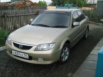 2004 Mazda 323 Photos