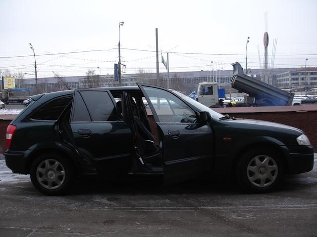 1999 Mazda 323F