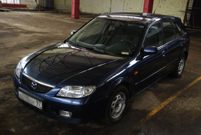 2001 Mazda 323F