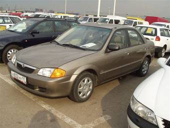 2000 Mazda 323R