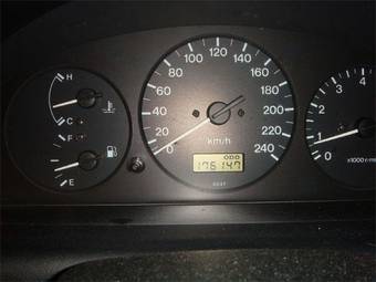 1999 Mazda 626 Pictures