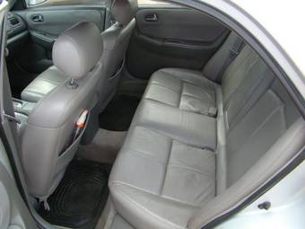 1999 Mazda 626 Pictures