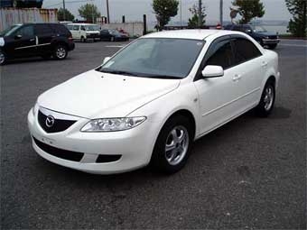 2002 Mazda Atenza