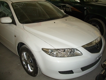 2002 Mazda Atenza