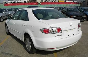 2002 Mazda Atenza