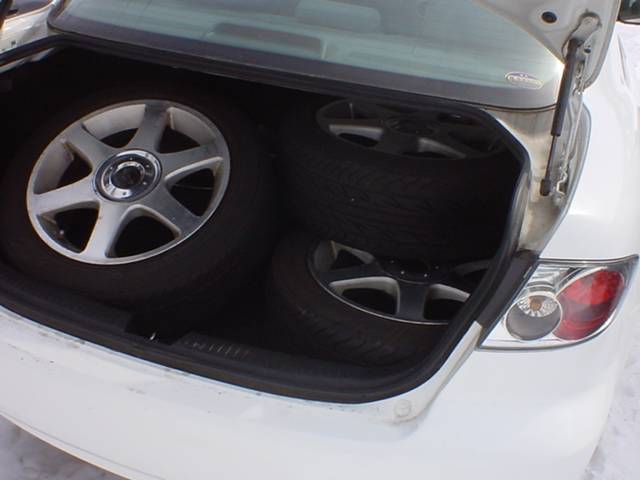 2002 Mazda Atenza