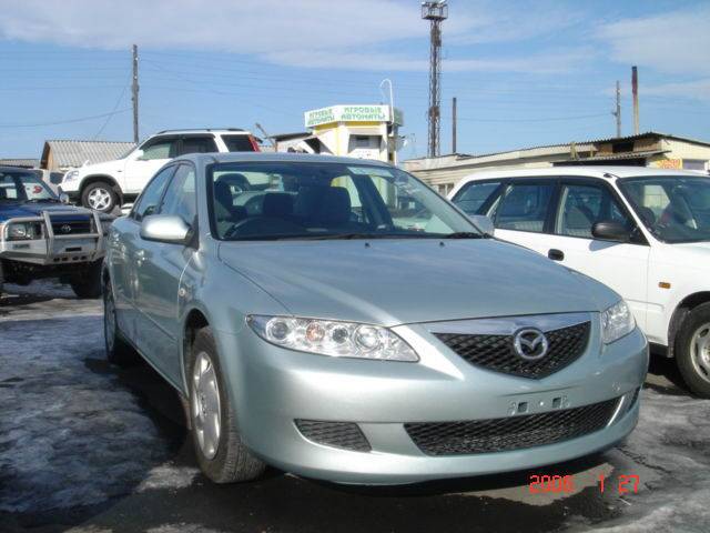 2002 Mazda Atenza