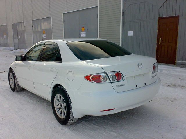 2002 Mazda Atenza