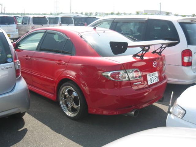 2002 Mazda Atenza