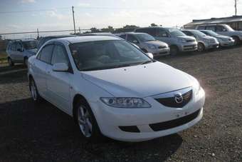 2002 Mazda Atenza
