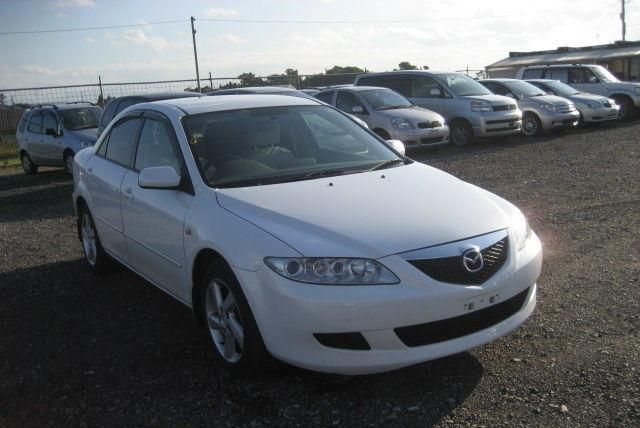 2002 Mazda Atenza