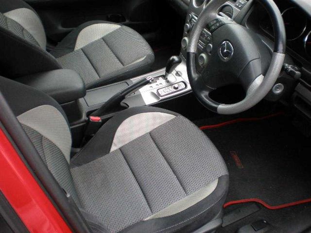 2002 Mazda Atenza