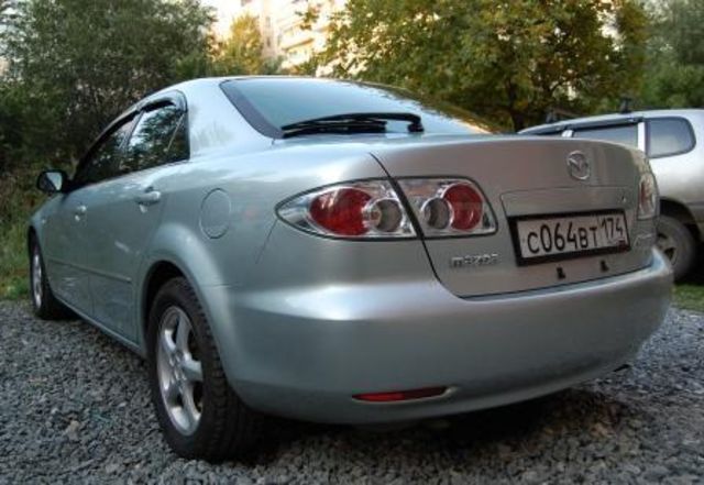 2002 Mazda Atenza