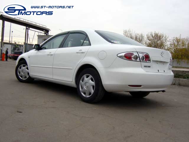 2002 Mazda Atenza Photos