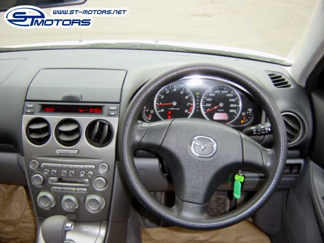 2002 Mazda Atenza Pictures