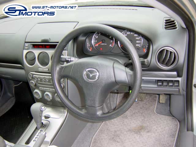 2002 Mazda Atenza Pictures