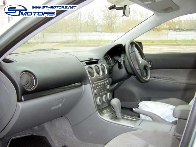 2002 Mazda Atenza Pictures
