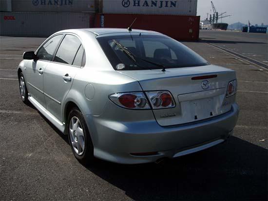 2002 Mazda Atenza Pictures