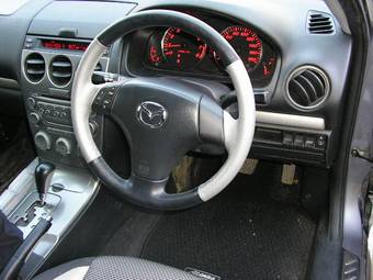 2002 Mazda Atenza Photos