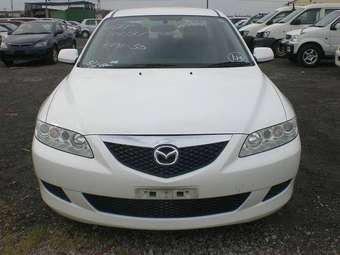 2002 Mazda Atenza Images