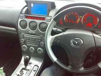 2002 Mazda Atenza Pictures