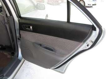 2002 Mazda Atenza Pictures