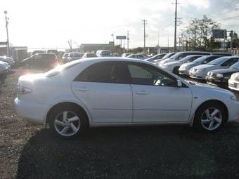 2002 Mazda Atenza Photos