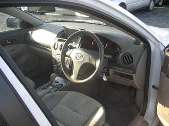 2002 Mazda Atenza Photos