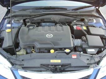 2002 Mazda Atenza Images