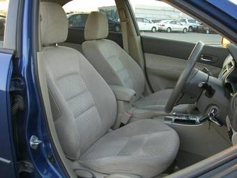 2002 Mazda Atenza Pictures