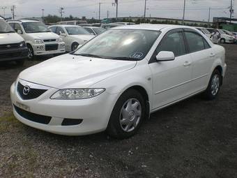 2002 Mazda Atenza Images