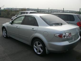 2002 Mazda Atenza Images