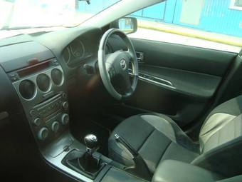 2002 Mazda Atenza Pictures