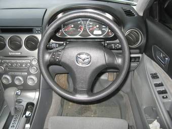 2002 Mazda Atenza Photos