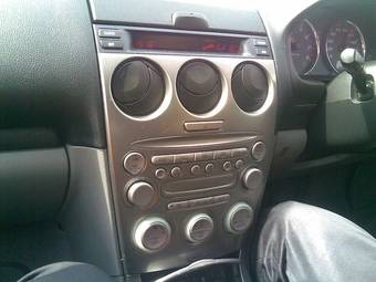 2002 Mazda Atenza Photos