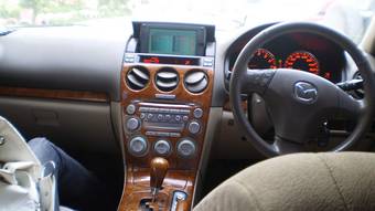 2002 Mazda Atenza Pictures