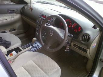 2002 Mazda Atenza Images