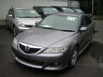 2002 Mazda Atenza Photos