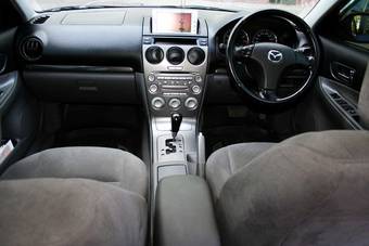 2002 Mazda Atenza Pictures
