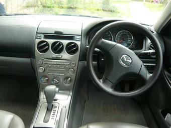 2002 Mazda Atenza Pictures