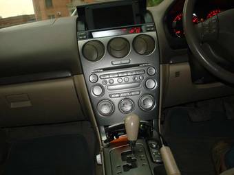 2002 Mazda Atenza Pictures