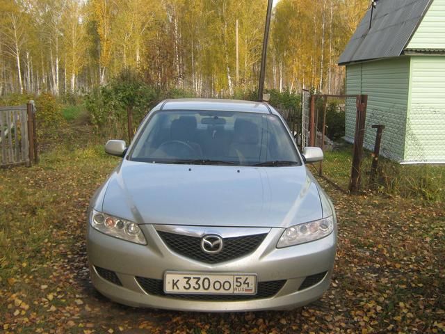 2003 Mazda Atenza