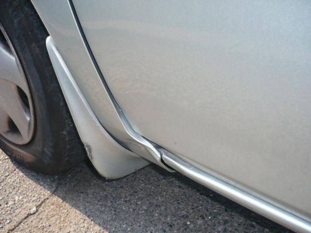 2003 Mazda Atenza